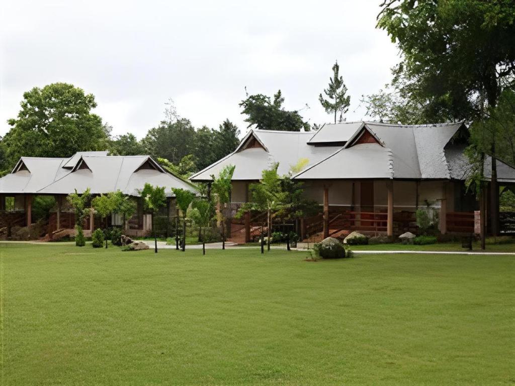 Chiangkham Luang Resort Chiang Dao Esterno foto